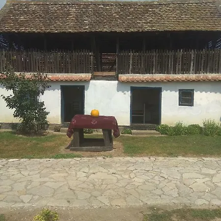 Etno Park Avlija Glusci Hotel