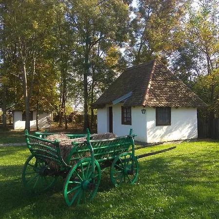 Hotel Etno Park Avlija Glusci Bogatić