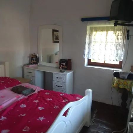 Etno Park Avlija Glusci Bogatić