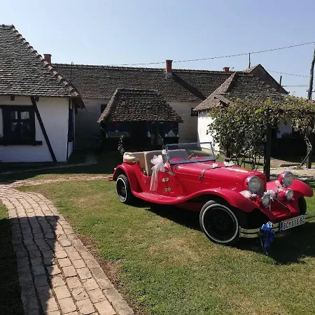 Etno Park Avlija Glusci