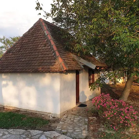 Hotel Etno Park Avlija Glusci Bogatić