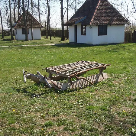 Hotel Etno Park Avlija Glusci Bogatić