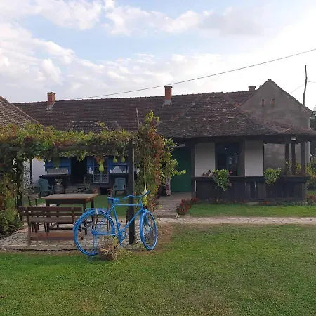 Etno Park Avlija Glusci * Bogatić